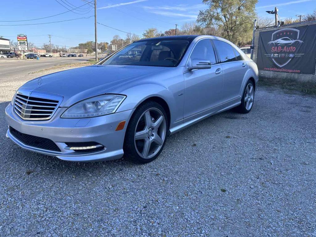 MERCEDES-BENZ S-CLASS S 550